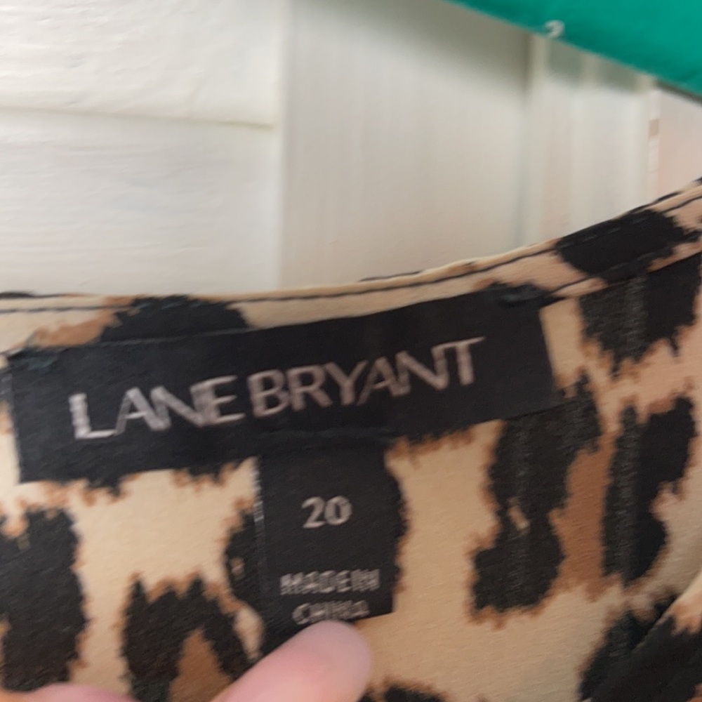 Lane Bryant Cheetah Print Ruffle Top Size 20 - Picture 2 of 4